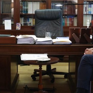 Στην Κύπρο απόψε η Ολγκίν-Θα συναντηθεί και με τη Δικοινοτική Τεχνική Επιτροπή για τη Νεολαία