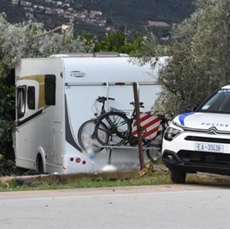 Eριξε την 6χρονη κόρη του σε ποτάμι στο Βόλο για να την πνίξει-Προσπάθησε να σκοτώσει και τη μάνα