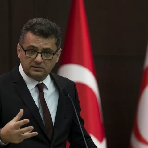 Σκληρή κριτική Ερχιουρμάν σε Τατάρ-«Πλήγμα στο κύρος του θεσμού του Τ/κ ηγέτη η θητεία του»
