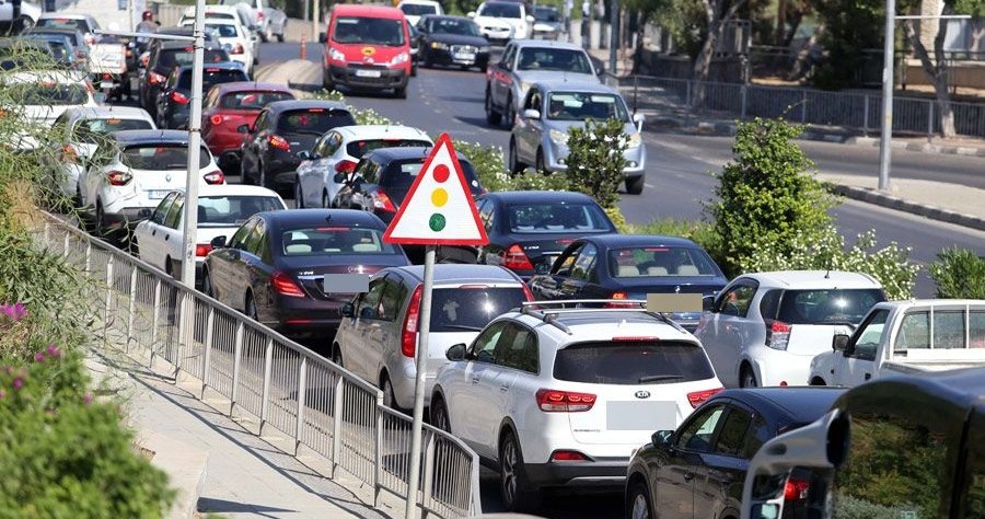 Κυκλοφοριακό κομφούζιο στη λεωφόρου Προδρόμου στη Λευκωσία Κυκλοφοριακό κομφούζιο στη λεωφόρου Προδρόμου στη Λευκωσία