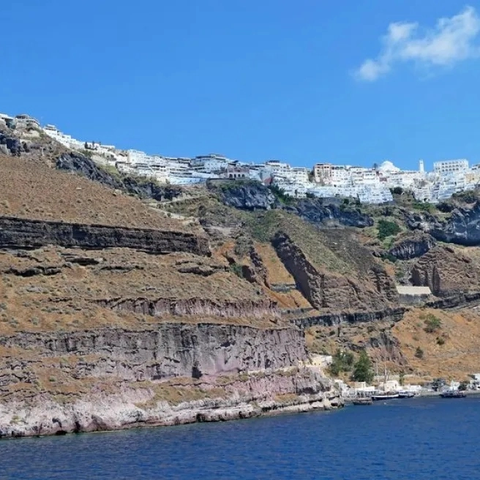 Συνεχείς οι μετρήσεις των επιστημόνων στο υποθαλάσσιο ηφαίστειο του Κολούμπο στη Σαντορίνη