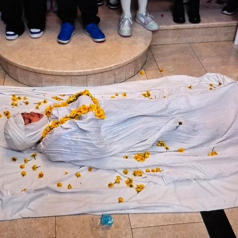 Αναβίωσε το έθιμο της αναπαράστασης της Ανάστασης του Λαζάρου στη Λέμπα