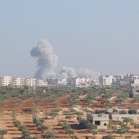 Ρωσικά και συριακά μαχητικά έπληξαν θέσεις των ανταρτών στην Ιντλίμπ-Τουλάχιστον τέσσερις νεκροί