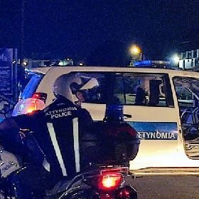 Τι είχες Γιάννη μου, τι είχα πάντα! Επεισόδια έξω από το Αρένα-Μολότοφ, ναυτικές φωτοβολίδες και δακρυγόνα