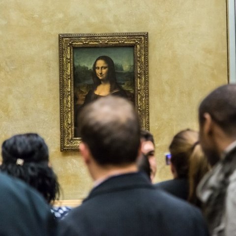 Έξτρα εισιτήριο για τη Μόνα Λίζα θέλει να βάλει η διευθύντρια του Λούβρου