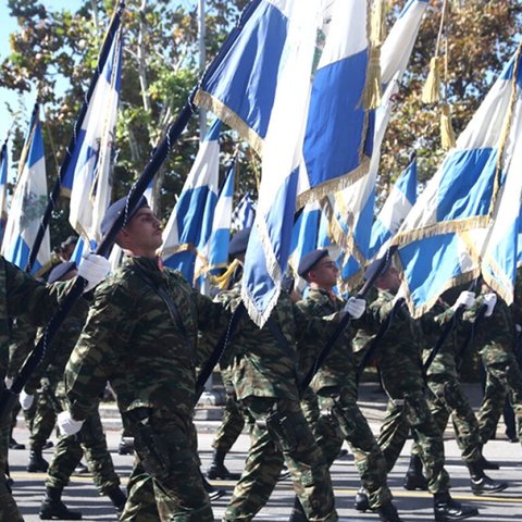 LIVE: Άρχισε η μεγάλη στρατιωτική παρέλαση στην Θεσσαλονίκη για την επέτειο της 28ης Οκτωβρίου