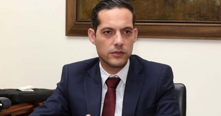 Απαντά σε Στεφάνου για τους χαμηλόμισθους ο Λετυμπιώτης-«Λέει μισή αλήθεια»