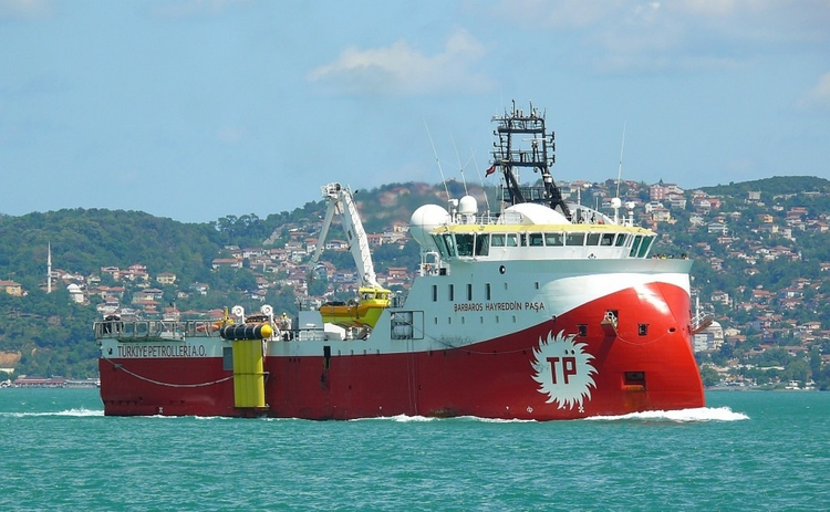 5e1ff105-0157-426a-96ed-0142c37cfa68.jpg