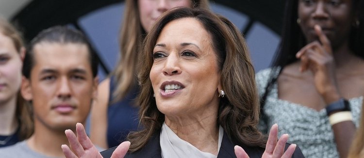 kamala1