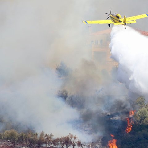 Πλάνο απόκτησης δέκα ιδιόκτητων πτητικών μέσων για πυρκαγιές-Στα σκαριά αυστηροποίηση της Νομοθεσίας