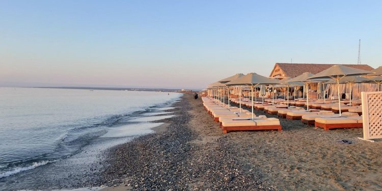 plage-du-soleil-qrmfbgermvsp779oejlm4zx3g0zu22ic64uqba1s7k