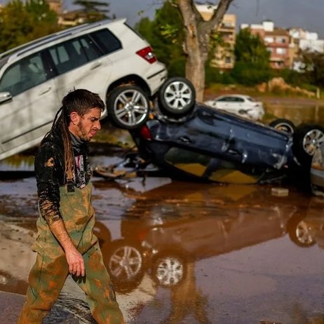 Αυξάνεται ο αριθμός των νεκρών από τις πλημμύρες στην Ισπανία