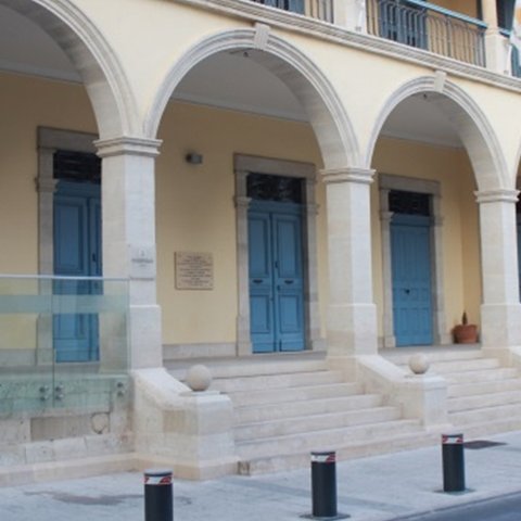Καταγγέλλει φίμωση με πειθαρχική παραπομπή του ο αναπληρωτής καθηγητής του ΤΕΠΑΚ, Αντώνης Θεοχάρους
