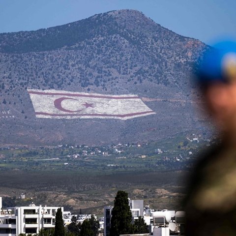 Η κινητικότητα στο εξωτερικό, η αμηχανία στο εσωτερικό και η τελική μάχη για το Κυπριακό