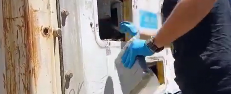 4e7e7f5b-e3f1-455b-9a13-98ea3eea4478.jpg