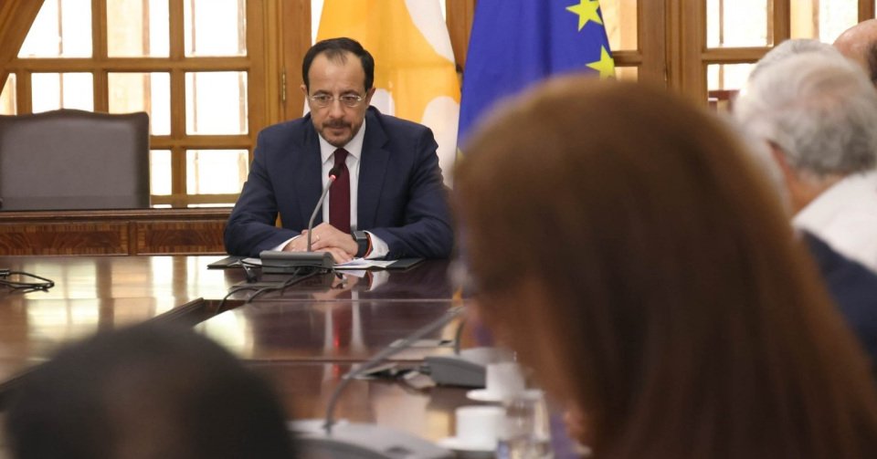 Με τον διαχωρισμό εξουσιών απαντά ο ΠτΔ στις επικρίσεις Αγγελίδη-«Αντίθετες απόψεις και από κάποιους στην Νομική Υπηρεσία»