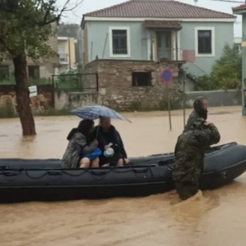 Αυξάνεται η μαύρη λίστα από τις πλημμύρες στην Ελλάδα-Στους δέκα οι νεκροί, αγνοούνται τέσσερις