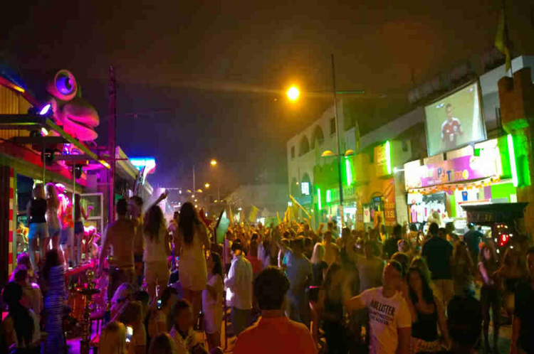 0431bf87-f960-44f9-92dd-7aa3bb6f82cb.jpg
