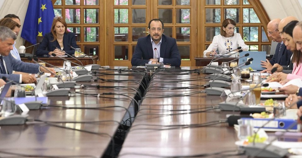 Η ανάληψη πολιτικής ευθύνης, η απαίτηση της αντιπολίτευσης για παραιτήσεις και ο ανασχηματισμός στα σκαριά Η ανάληψη πολιτικής ευθύνης, η απαίτηση της αντιπολίτευσης για παραιτήσεις και ο ανασχηματισμός στα σκαριά