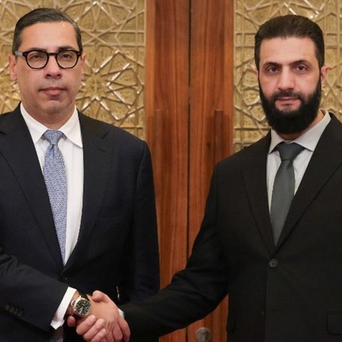 Θέσεις αρχών μετέφερε στη μεταβατική Κυβέρνησης της Συρίας ο Κόμπος-Συζητήσεις ενόψει ΣΕΥ