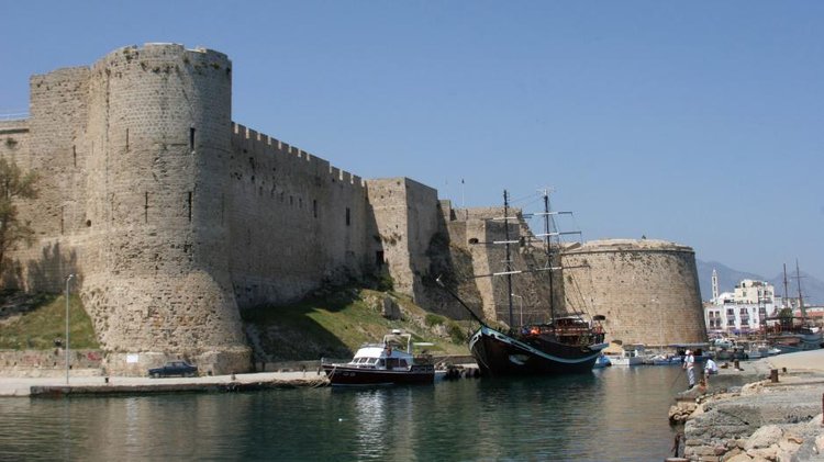 kastro-keryneias