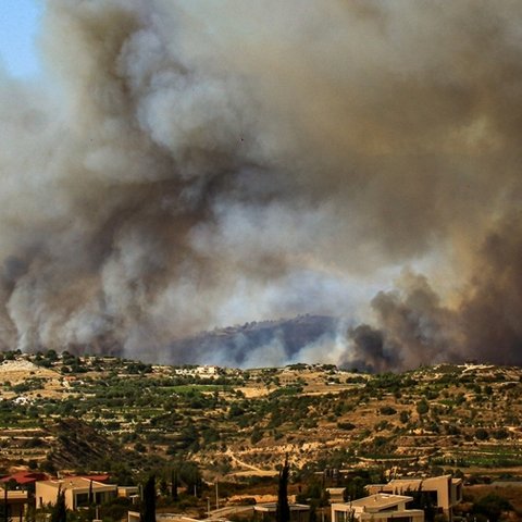 Έντονη αντίδραση Πιττοκοπίτη για την πυρκαγιά-Κάνει λόγο για ολιγωρία, ζητά απόδοση ευθυνών