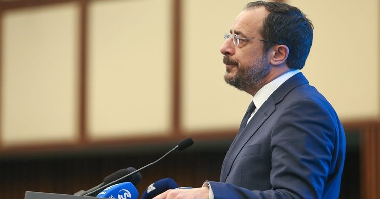 «Δημοσιονομική υπευθυνότητα»-Το μήνυμα ΠτΔ για επιβεβαίωση αξιολόγησης από Fitch