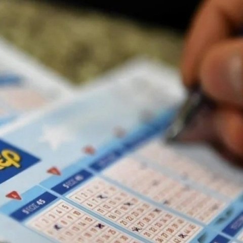 Αυτοί είναι οι μαγικοί αριθμοί του Τζόκερ για τα 5,4 εκατ. ευρώ