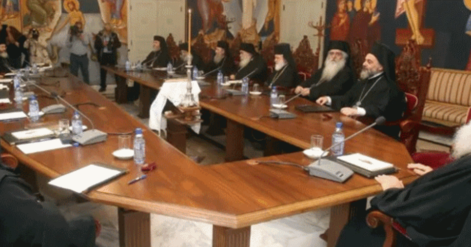Οι τρεις καταγγελίες που έριξαν τον Τυχικό από τον θρόνο της Μητρόπολης-Χειροτόνησε αποτειχισμένο στη Θεσσαλονίκη