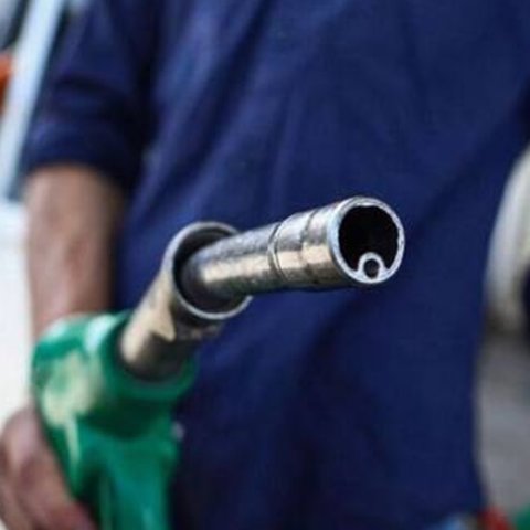 Ανησυχία και ασκήσεις επί χάρτου υπό τον φόβο αυξήσεων στα καύσιμα-Σκέψεις για νέα παράταση στον φόρο άνθρακα