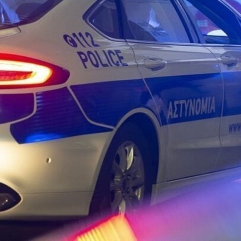 Συνελήφθη 19χρονος που οδηγούσε με 130 χιλιόμετρα αντί 50