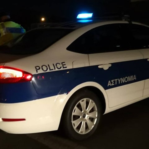 Στόχος εμπρηστών γνωστό beach bar στον Πρωταρά