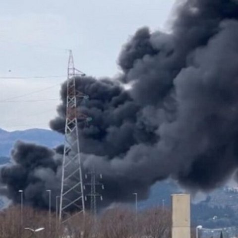 Πέντε οι νεκροί και 23 τραυματίες από την έκρηξη σε εγκαταστάσεις του ομίλου Eni στην Φλωρεντία