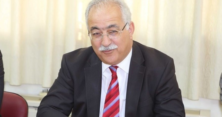 Βολές Ιζτζάν σε Τατάρ για αναφορές μετά τη συνάντηση με Ολγκίν-«Δεν μπορεί να επιτευχθεί τίποτα με πολιτικές εκβιασμών» Βολές Ιζτζάν σε Τατάρ για αναφορές μετά τη συνάντηση με Ολγκίν-«Δεν μπορεί να επιτευχθεί τίποτα με πολιτικές εκβιασμών»