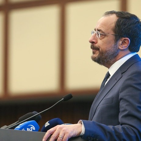 «Δημοσιονομική υπευθυνότητα»-Το μήνυμα ΠτΔ για επιβεβαίωση αξιολόγησης από Fitch