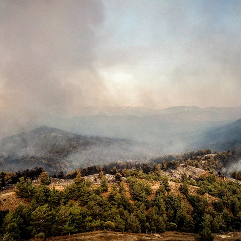 Δύσκολη η κατάσταση σε πολλά μέτωπα-Σε κατάσταση έκτακτης ανάγκης τρεις δημοτικές ενότητες στη Ρόδο