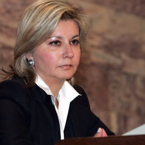 Συνελήφθη δημοσιογράφος στον Βόλο που φέρεται να εκβίαζε τη Ζέττα Μακρή