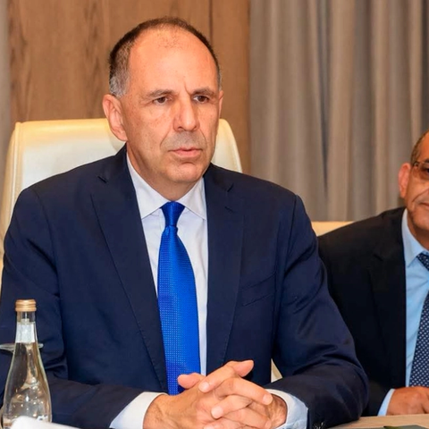 Ξανά στη Λιβύη ο Γεραπετρίτης-Οι δύσκολες ισορροπίες, ο ρόλος της Τουρκίας και η στάση απέναντι στην Τρίπολη