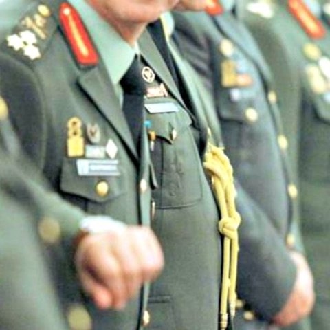Η Βουλή ενέκρινε κανονισμούς για κρίσεις, προαγωγές και πειθαρχία στον στρατό