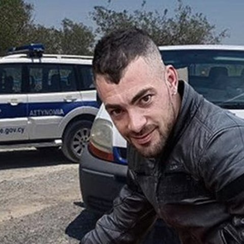 Άλλαξε πέντε δικηγόρους ο χάκερ στη δίκη για Περικλέους και τελικά... συνήγορος υπεράσπισης του εαυτού του