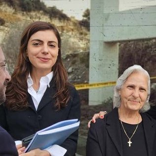 Περιμένει εξηγήσεις για την Βαρωσιώτου η Κυβέρνηση-«Λογικό και αυτονόητο τέτοιες αποφάσεις να προκαλούν εικασίες»