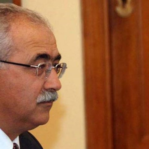 Περιμένει θετική βήματα από την πολυμερή ο Ιζτζιάν-«Δεν μπορεί ο ΓΓ να βάλει υπογραφή σε νέα αποτυχία»