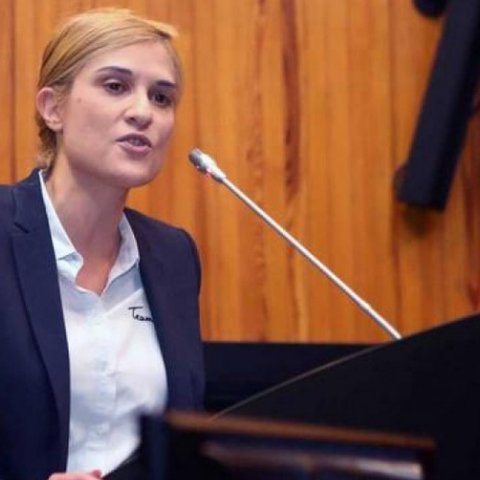 Παρουσίασε κίνητρα και μέτρα στήριξης των Μαρωνιτών η Αριστοτέλους-«Τα παιδιά σας αξίζουν να μεγαλώνουν εδώ»