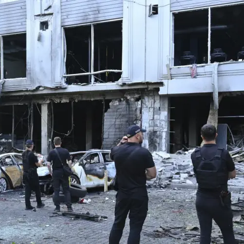 Ρωσική επίθεση στην Ουκρανία προκάλεσε ζημιές σε εγκαταστάσεις παραγωγής φυσικού αερίου Ρωσική επίθεση στην Ουκρανία προκάλεσε ζημιές σε εγκαταστάσεις παραγωγής φυσικού αερίου