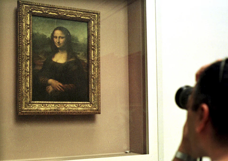 Mona-Lisa-Louvre.jpg