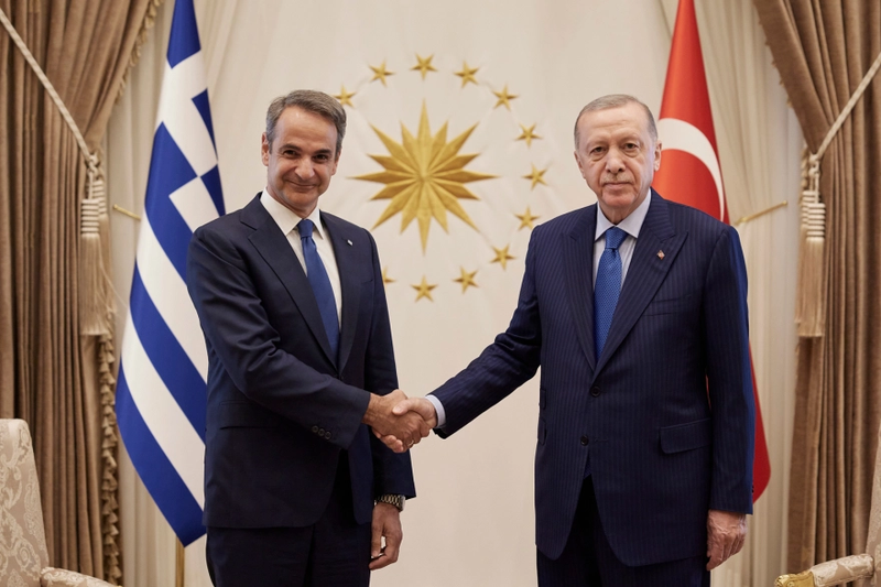 mitsotakis__13_