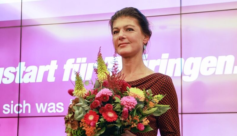 WAGENKNECHT-910x521