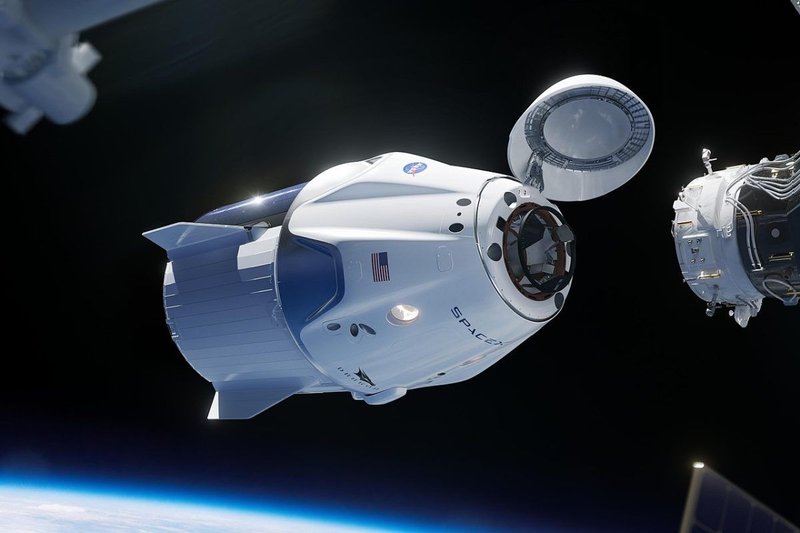 1280px-SpaceX_Crew_Dragon_More_cropped-1200x800