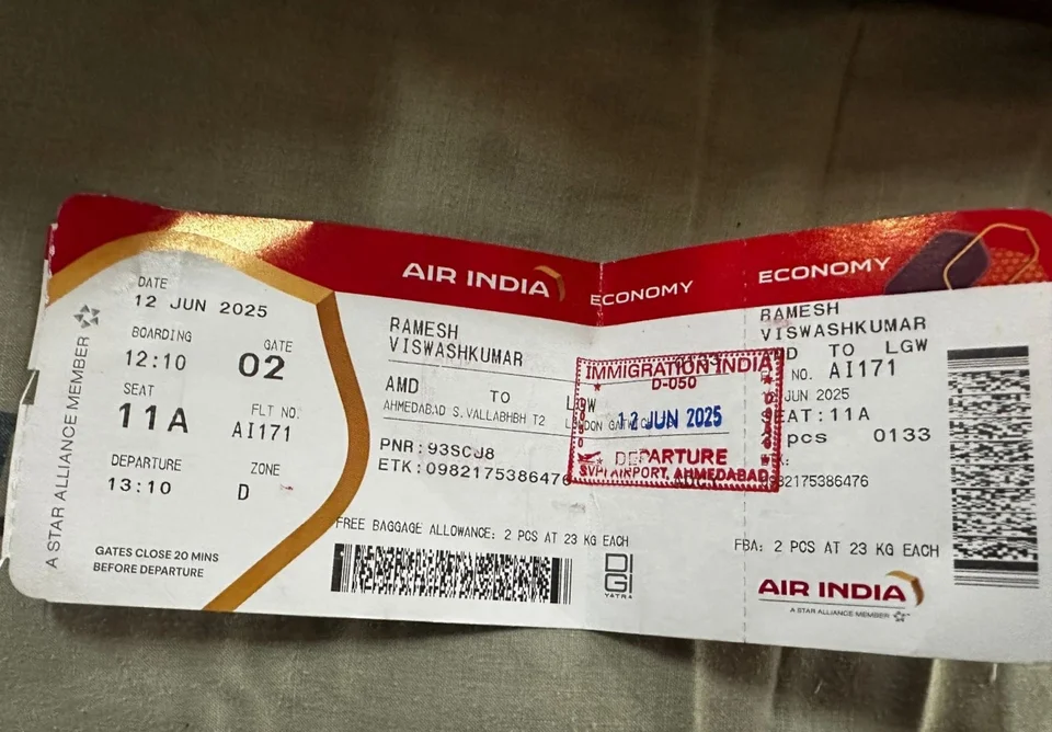 epizon-epibatis-syntribi-india-boarding-pass.jpg