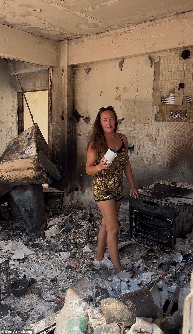 100627599-14939679-Lucy_Armstrong_was_left_in_floods_of_tears_as_she_examined_the_d-a-27_1753440470288